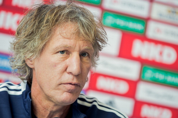 Valmentajien tunteet kuumina Bundesliigan putoamistaistelussa – eivät mahtuneet samaan lehdistötilaisuuteen