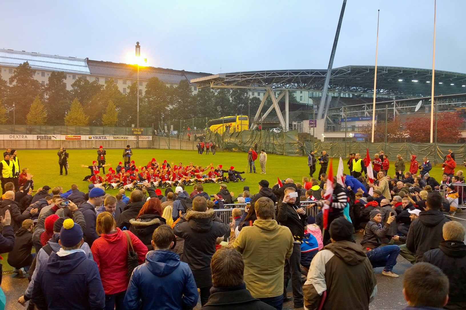 pm_hifkveikkausliigaykkonenjuhla2014