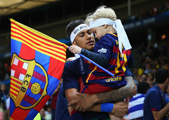 getty_NeymarJaPoika20150606