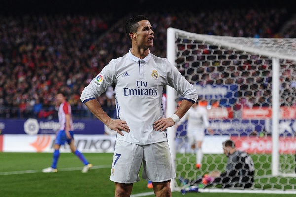 Cristiano Ronaldo se vaan tehtailee ennätyksiä – jälleen kärkeen yhdessä tilastossa