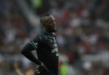 Jalkapalloilijaksi tähtäävä Usain Bolt ihmetteli ilmoitusta dopingtestistä: ”Ihan oikeasti”