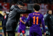 AS: Liverpoolin pukukopissa kuohuu – Salah harkitsi siirtoa riideltyään Kloppin kanssa