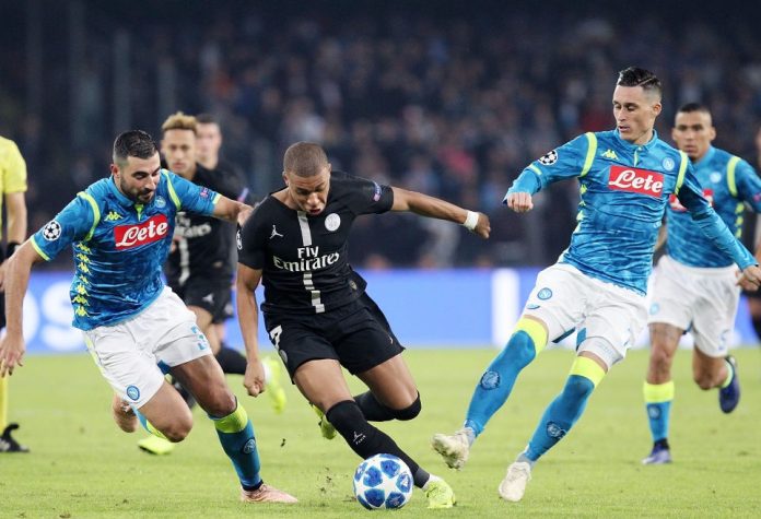 SSC Napoli v Paris Saint-Germain - UEFA Champions League Group C