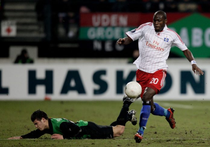 NEC Nijmegen v Hamburger SV - UEFA Cup