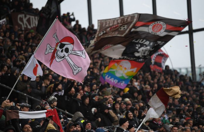 FC St. Pauli v VfB Stuttgart - Second Bundesliga