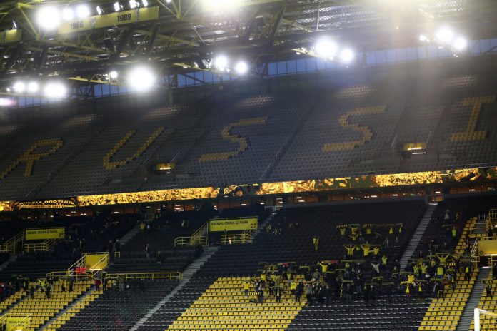 Borussia Dortmund v FC Schalke 04 - Bundesliga