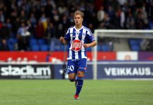 Stadin derbylle dramaattinen loppu! Vajaalla pelannut HJK saa kiittää voitosta nuorukaisen unelmamaalia